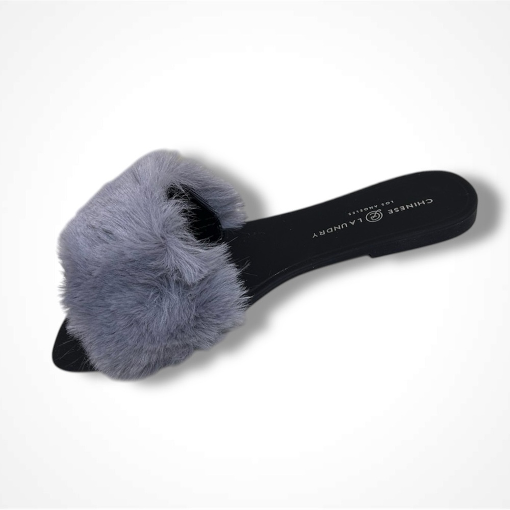CHINESE LAUNDRY MIDNIGHT FAUX FUR SANDLALS